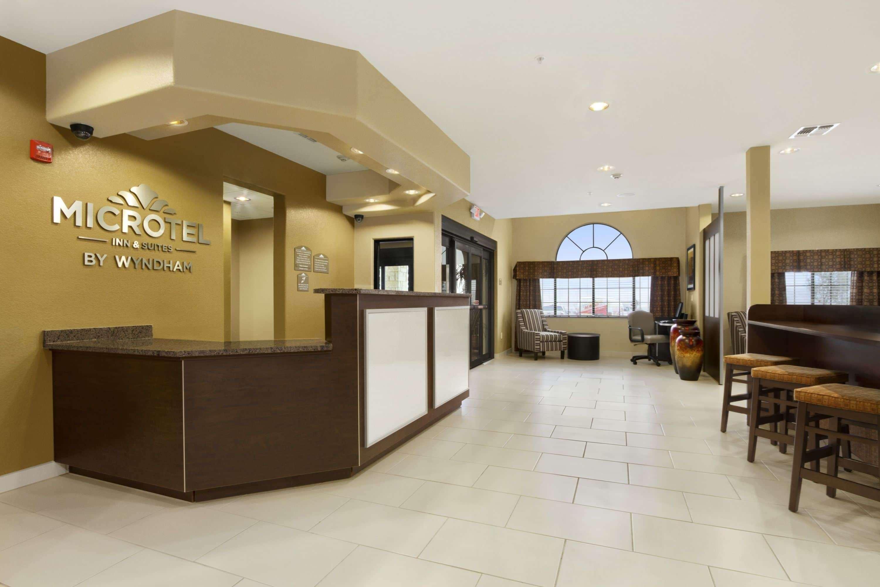Microtel Inn & Suites By Wyndham Round Rock Extérieur photo